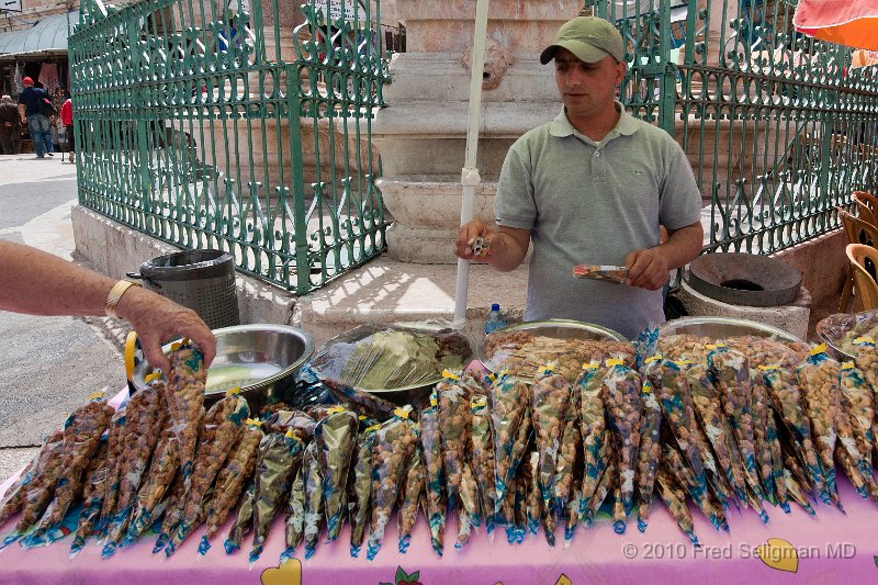 20100410_124507 D3.jpg - Vendor, Old City